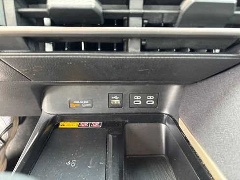 Used 2025 Toyota Camry LE FWD image 18