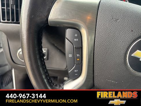Used 2017 Chevrolet Express 3500 Extended image 16