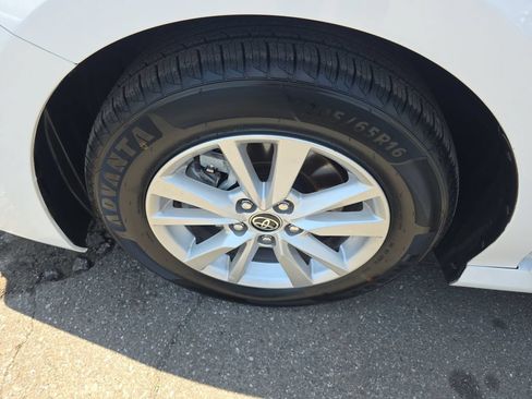 Used 2025 Toyota Camry LE FWD image 24