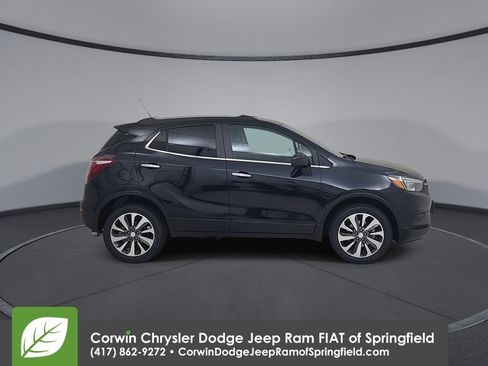 Used 2022 Buick Encore Preferred w/ Safety Package II image 17