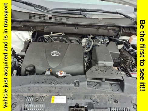 Used 2019 Toyota Highlander Limited AWD/4WD image 17