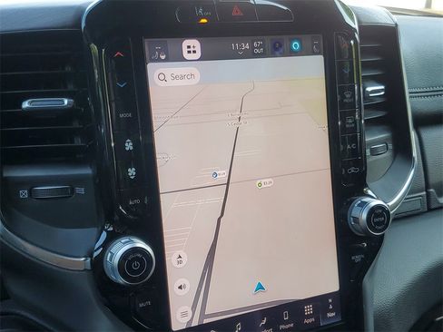 Used 2025 RAM 1500 Laramie image 22