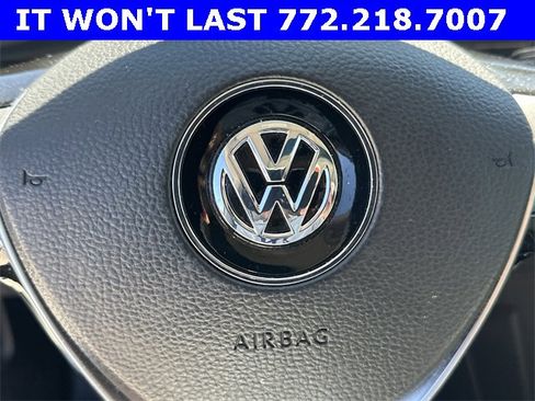 Certified 2021 Volkswagen Tiguan SEL image 44