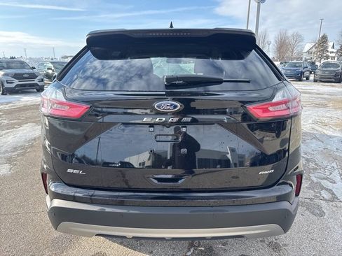 Used 2024 Ford Edge SEL w/ Convenience Package image 6