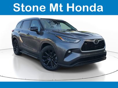 Used 2023 Toyota Highlander XLE