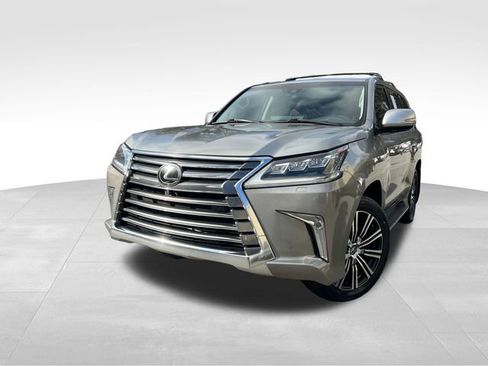 Used 2019 Lexus LX 570 4WD image 9