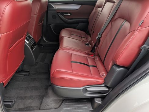 Used 2025 MAZDA CX-70 3.3 Turbo S w/ Premium Package image 24