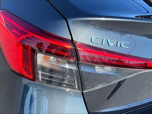 Used 2024 Honda Civic Touring image 27