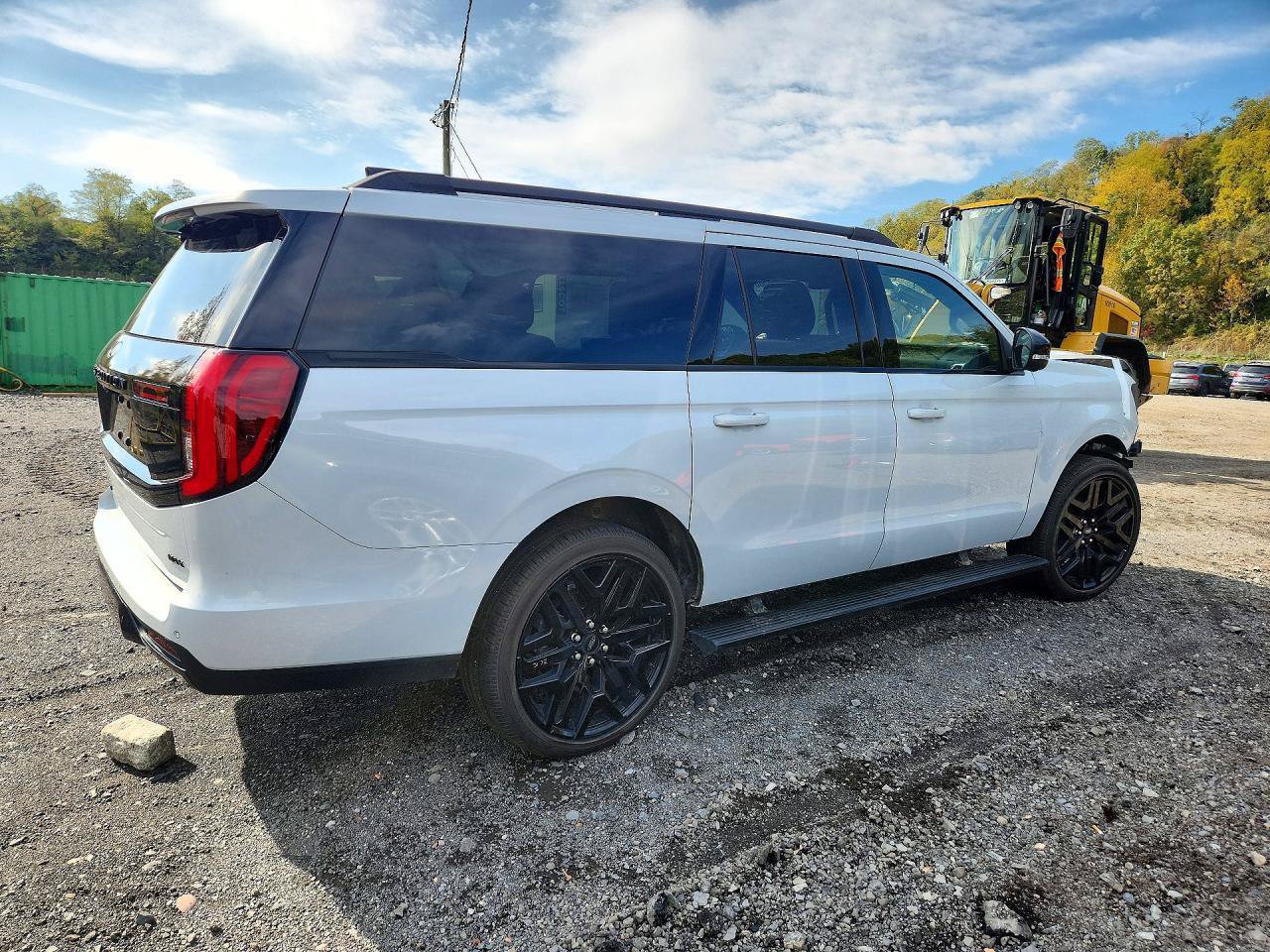 Used 2026 Ford Expedition Max Platinum w/ Stealth Performance Package AWD/4WD image 5