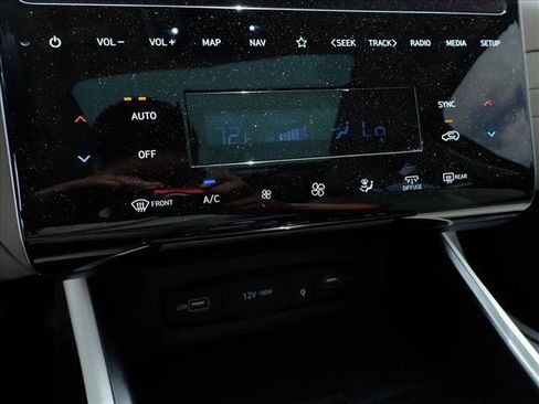 Used 2023 Hyundai Tucson Limited AWD/4WD image 24