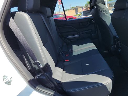 New 2026 Toyota 4Runner 4WD image 30