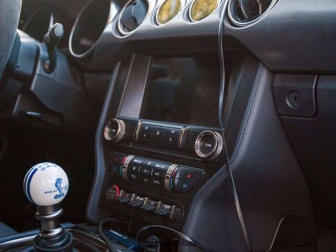 Used 2020 Ford Mustang Shelby GT350 w/ Technology Package image 32