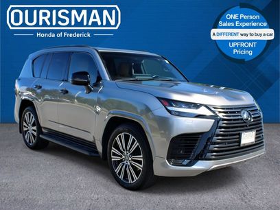 Used 2023 Lexus LX 600 4WD w/ Appearance Package