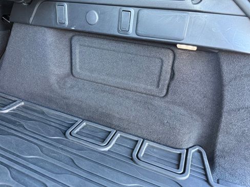 Used 2022 Land Rover Range Rover Velar S image 30