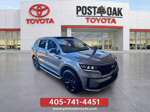 Used 2023 Kia Sorento SX AWD/4WD image 10