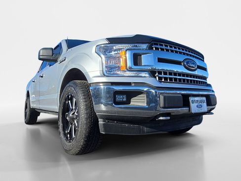 Used 2018 Ford F150 XLT w/ XTR Package image 25