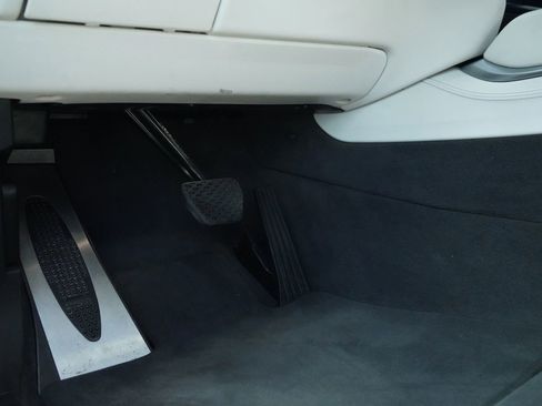 Used 2018 BMW X6 sDrive35i RWD image 33