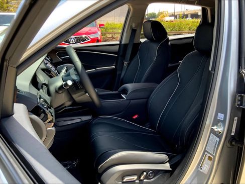 Used 2024 Acura RDX SH-AWD w/ Advance Package image 18