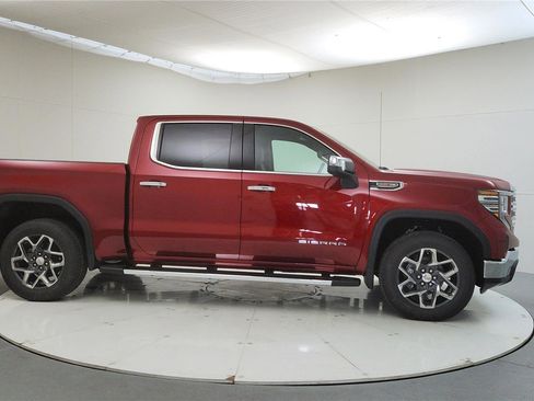 New 2026 GMC Sierra 1500 SLT w/ SLT Premium Package image 8