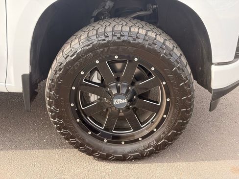 Used 2019 Chevrolet Silverado 1500 RST w/ All-Star Edition RWD image 10