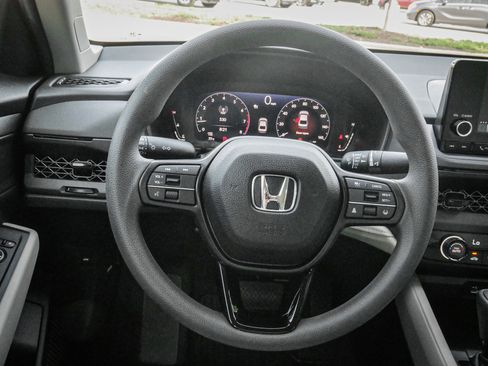 Used 2024 Honda Accord LX image 18