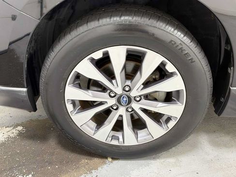 Used 2018 Subaru Outback 2.5i Touring w/ Popular Package #3 AWD/4WD image 10