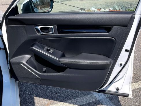 Certified 2024 Honda Civic Touring image 12