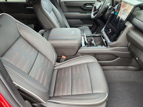 New 2026 GMC Yukon XL AT4 Ultimate image 10