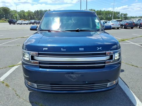 Used 2017 Ford Flex Limited w/ Equipment Group 303A AWD/4WD image 2