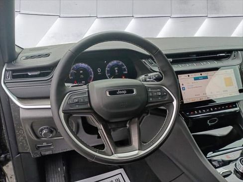 New 2026 Jeep Grand Cherokee Altitude AWD/4WD image 29