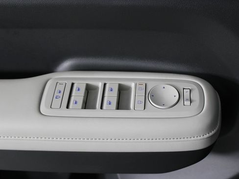Certified 2026 Hyundai Santa Fe SEL FWD image 24