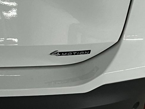 New 2026 Volkswagen Tiguan SE AWD/4WD image 35
