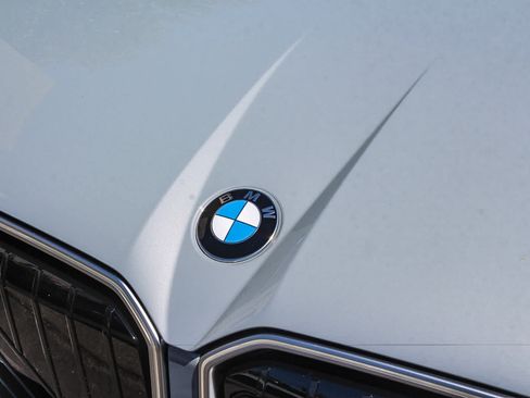 New 2026 BMW X3 xDrive30i w/ M Sport Package AWD/4WD image 11
