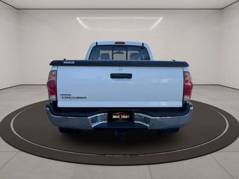 Used 2006 Toyota Tacoma PreRunner image 4