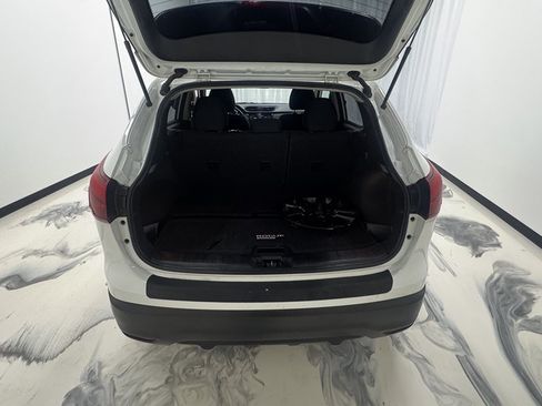 Used 2019 Nissan Rogue Sport S AWD/4WD image 11