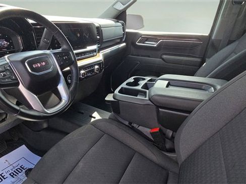 Used 2024 GMC Sierra 1500 Elevation image 30