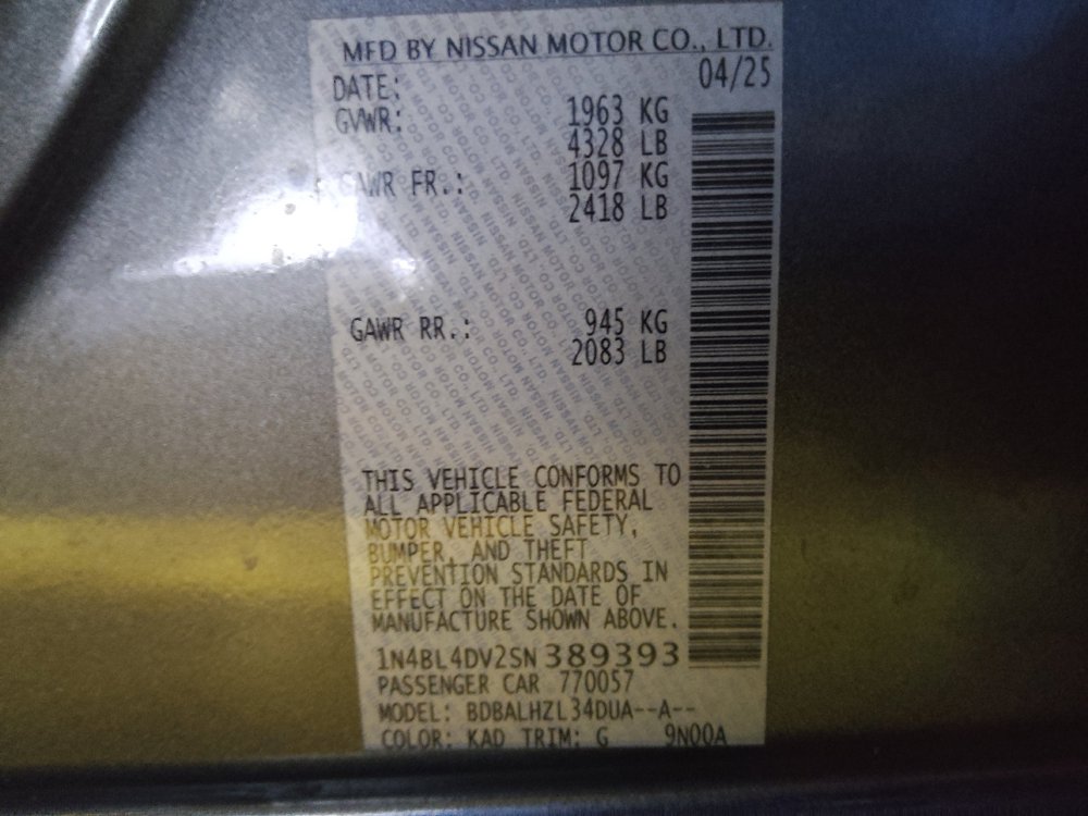 Used 2025 Nissan Altima 2.5 SV FWD image 33