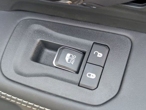 New 2026 RAM 2500 Limited image 33