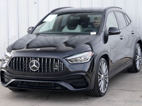 Used 2021 Mercedes-Benz GLA 35 AMG 4MATIC image 50