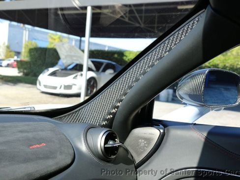 Used 2018 McLaren 720S Luxury RWD image 30