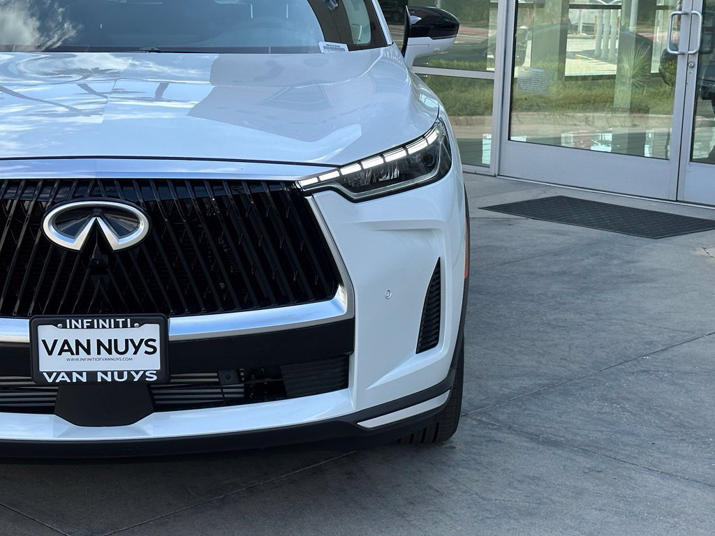 New 2027 INFINITI QX60 Luxe w/ Cargo Package FWD image 11