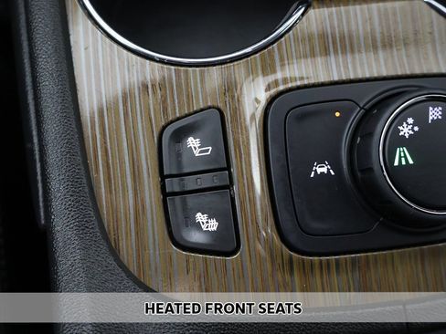 Used 2023 GMC Acadia SLE w/ Driver Convenience Package image 6