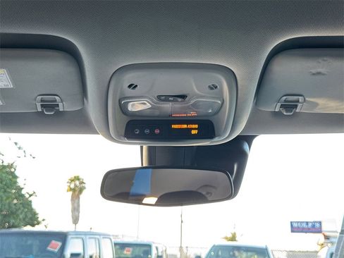 Used 2021 Chevrolet TrailBlazer LS w/ LPO, Blackout Package image 23