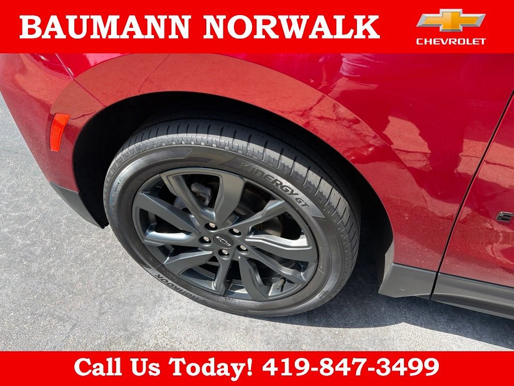 Used 2023 Chevrolet Equinox RS w/ RS Leather Package AWD/4WD image 12