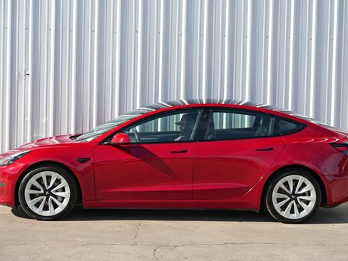 Used 2022 Tesla Model 3 Long Range image 48