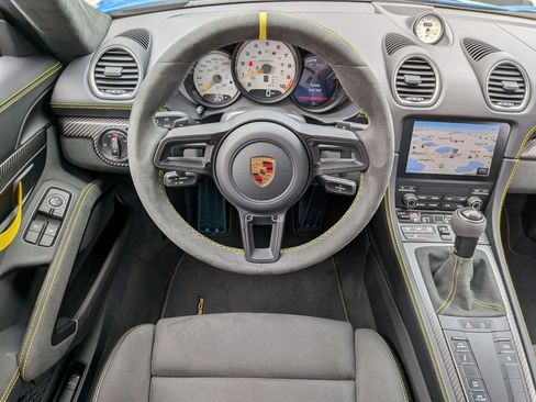 Certified 2025 Porsche 718 Cayman GT4 RS image 16