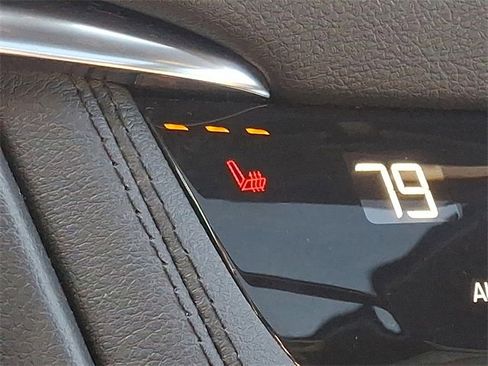 Used 2025 Cadillac XT5 Premium Luxury image 27