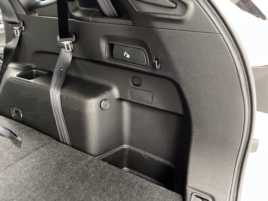 Used 2025 Mitsubishi Outlander SE FWD image 44