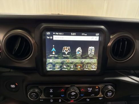 Used 2021 Jeep Wrangler Sport image 16