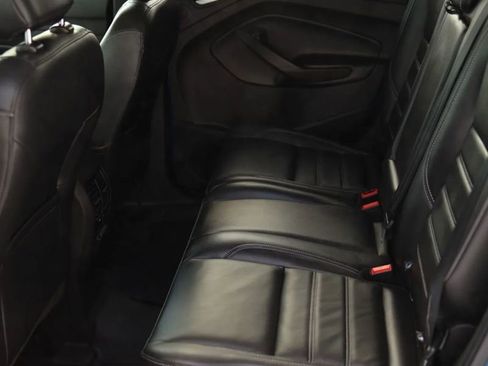 Used 2019 Ford Escape Titanium image 47